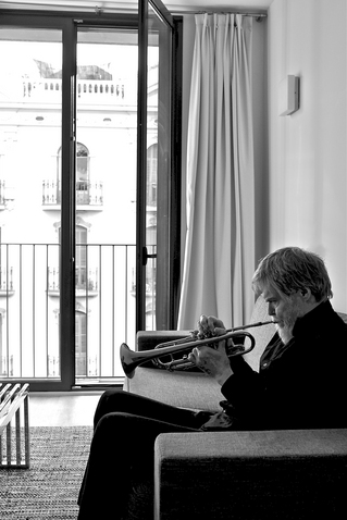 www.tomharrell.com.jpg