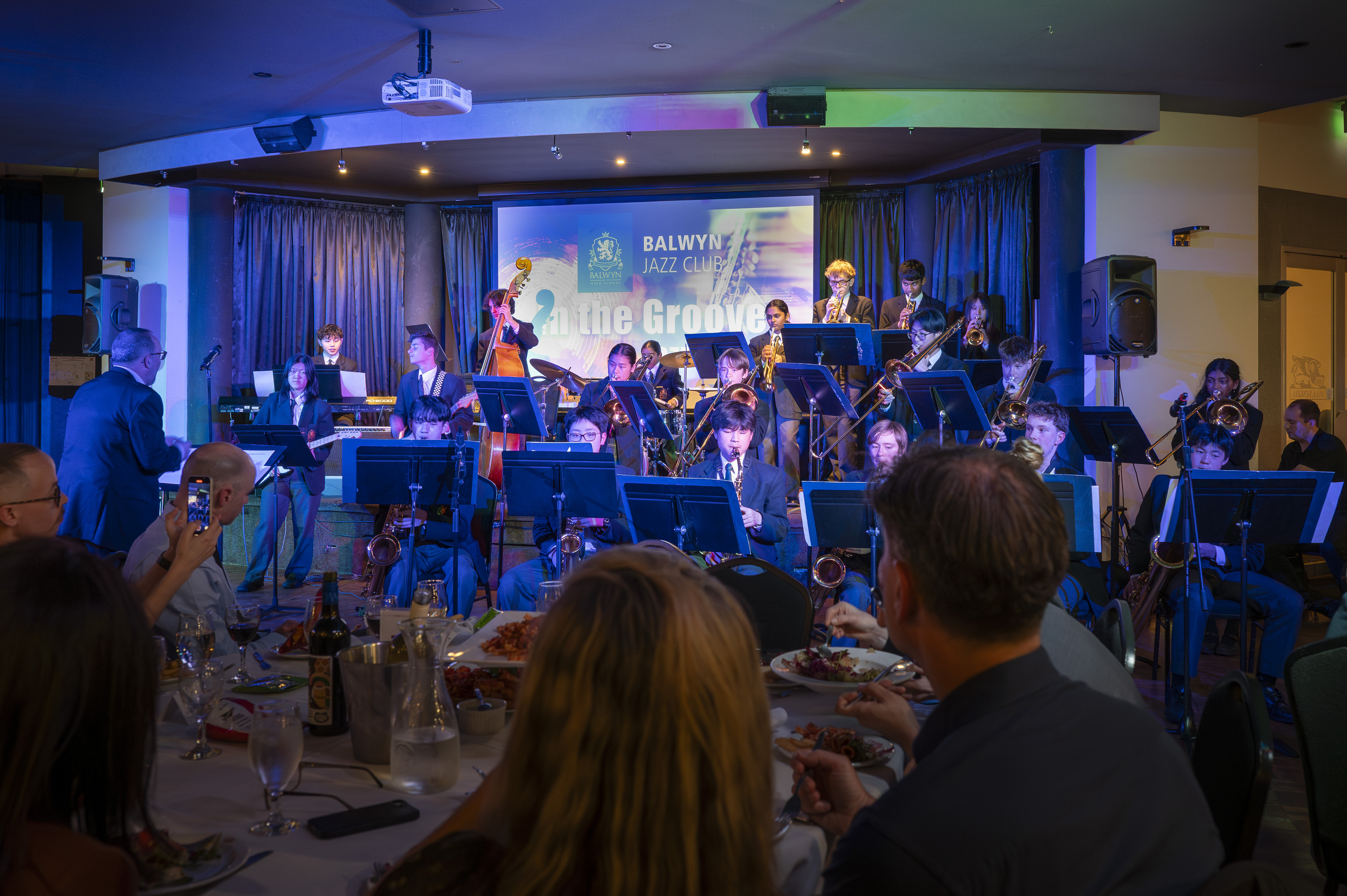 https://www.wpjapan.com/Balwyn%20High%20School%20%27Buchanan%20Avenue%27%20Stage%20Band.jpg